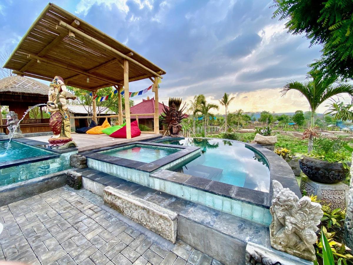 Готель Odiyana Bali Retreat Banyuwedang Екстер'єр фото